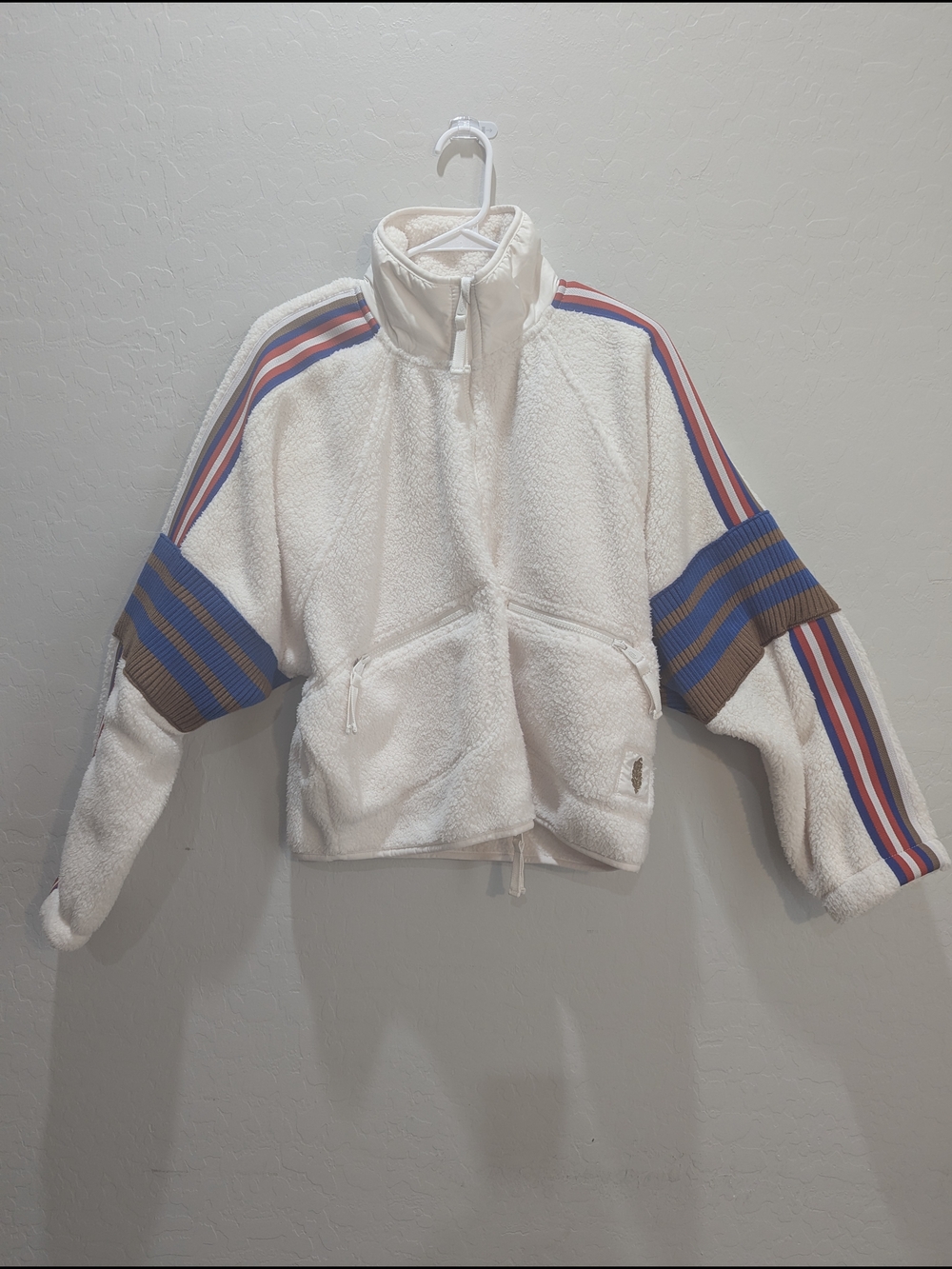 FP Movement Mountain High Logo Fleece Jacket in Ivory - Size Small - Picture 2 of 6